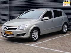 Opel Astra - 1.6 Temptation |Carplay|Nav|Airco|Cruise|PDC|LMV