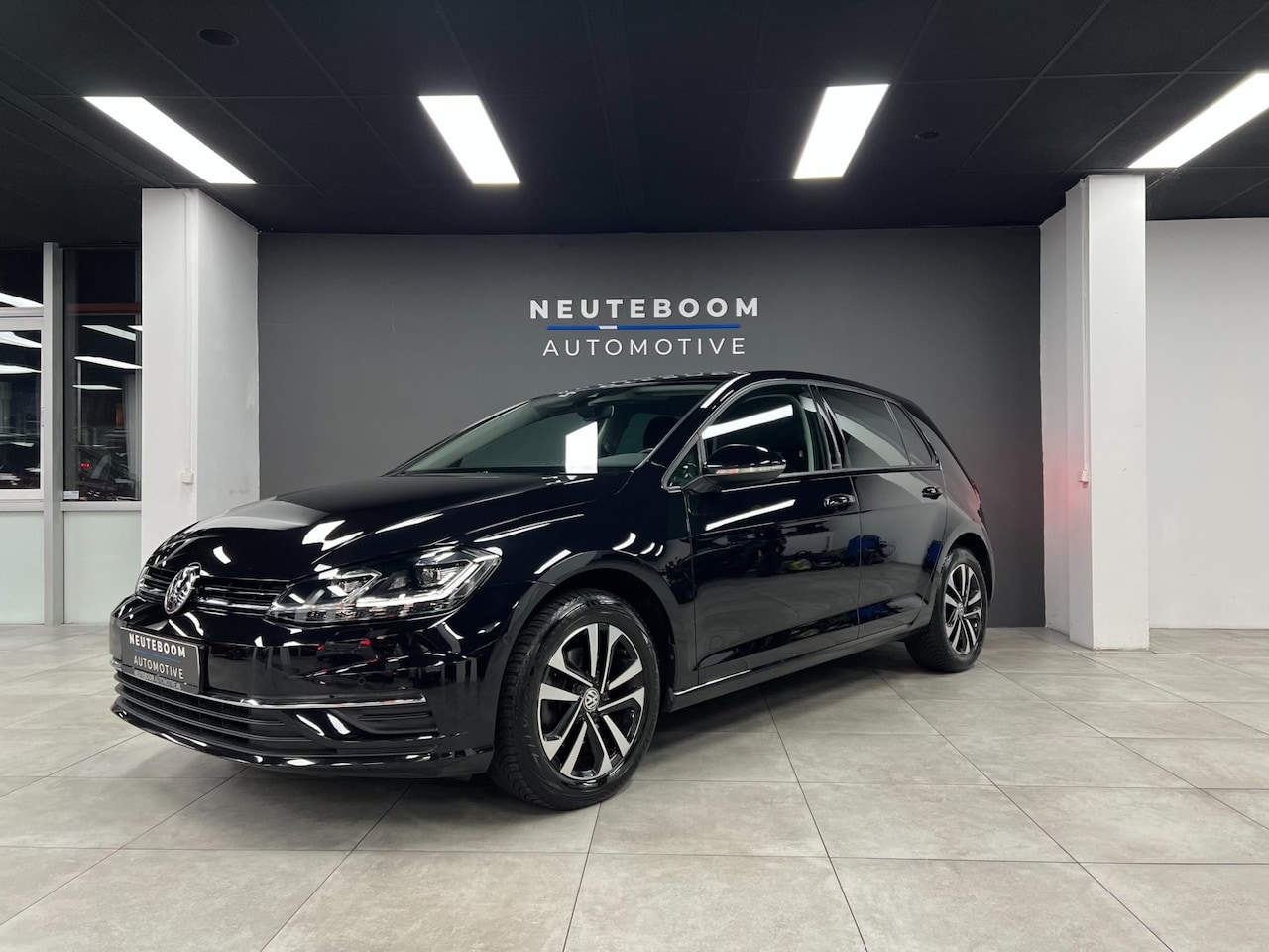 Volkswagen Golf - 1.5 TSI Highline IQ | Lane | Camera | ACC | - AutoWereld.nl