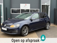 Volkswagen Golf - 1.0 TSI Edition 5-DRS CRUISE PDC TREKHAAK NAVI LMV