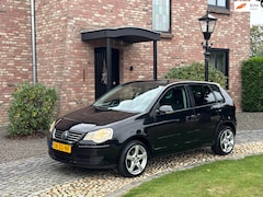 Volkswagen Polo - 1.6-16V Optive Airco 5-drs PDC