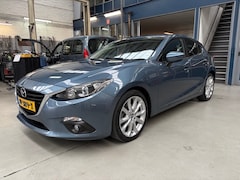 Mazda 3 - 3 Hatchback Skyactive-G 120 pk Automaat TS | Navigatie | Afn. trekhaak | Climate control |