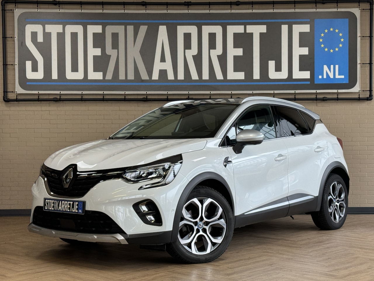 Renault Captur - 1.6 E-Tech Plug-in Hybrid 160pk Edition One Groot 9,3 inch Navi, 18 inch, Bose, 360 camera - AutoWereld.nl