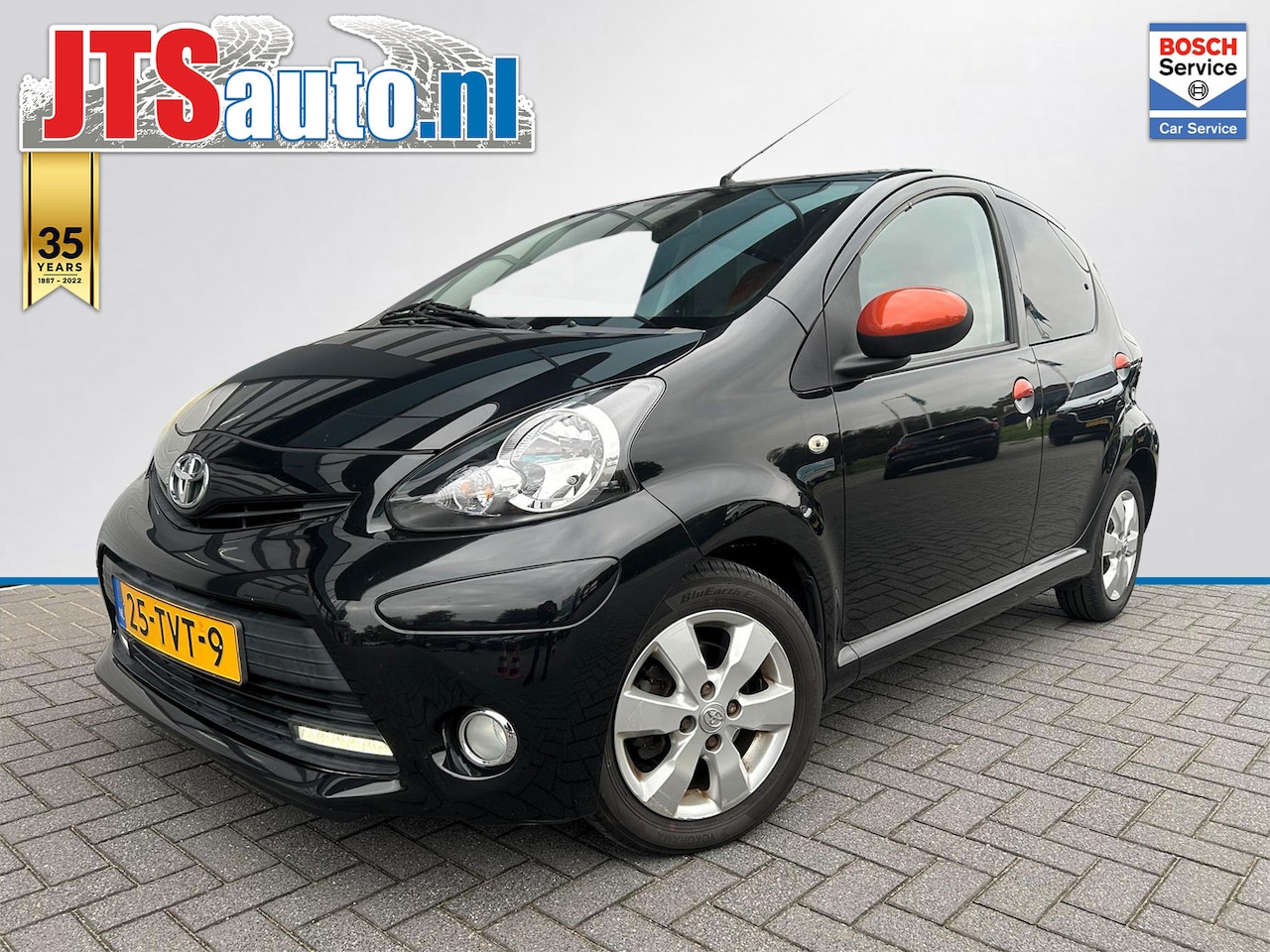 Toyota Aygo - 1.0 5DRS, Dealer onderhouden, 6 mnd garantie - AutoWereld.nl