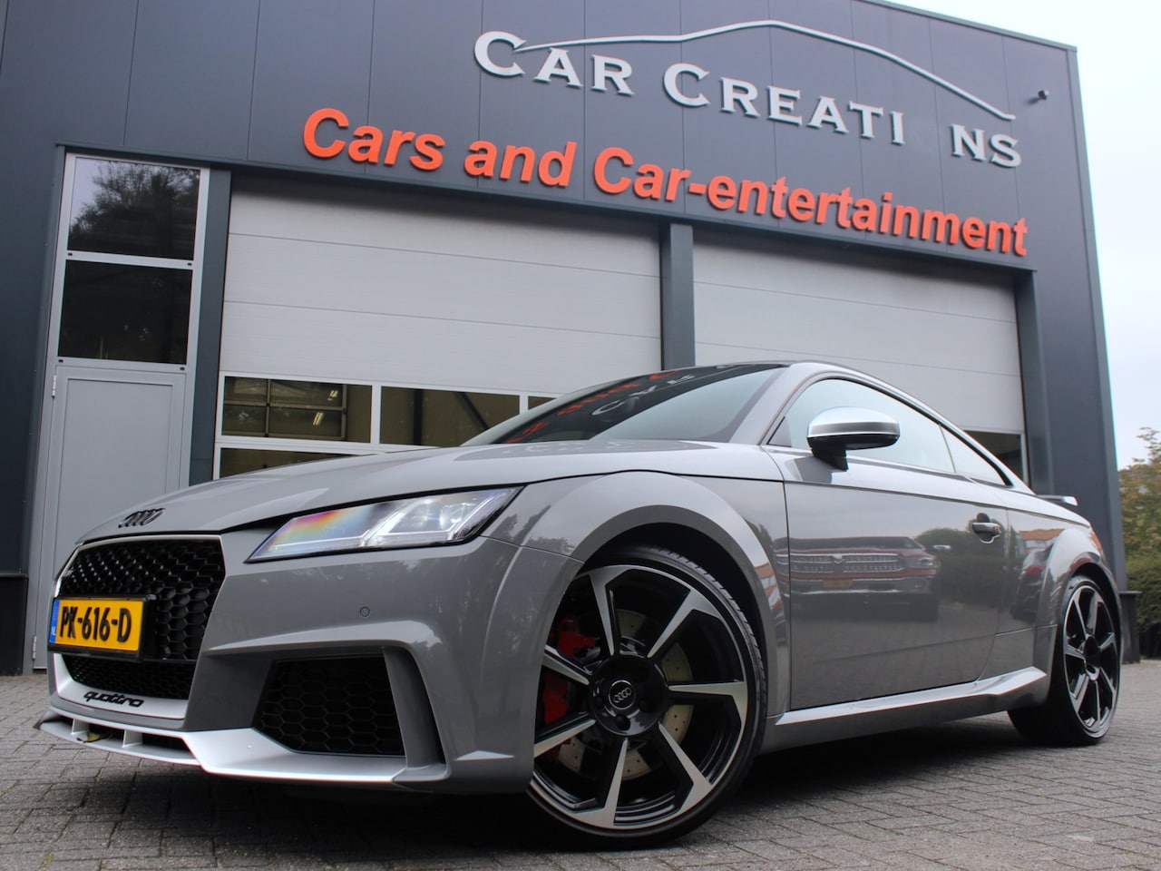 Audi TTRS - TT 2.5 TFSI Quattro Nardo Grey B&O - AutoWereld.nl