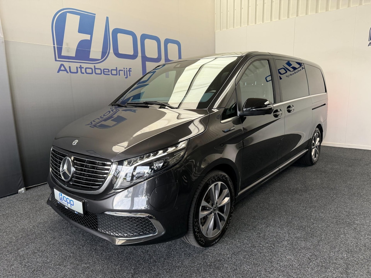 Mercedes-Benz EQV - 300 L2 - 8 Pers. - Pano - Leer - 360 - Elec. Schuifd. - Incl. Garantie - AutoWereld.nl