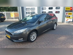 Ford Focus Wagon - 1.0 Grijze 125pk nieuw Distributie / cruise / airco