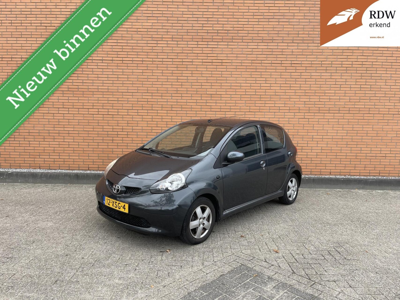 Toyota Aygo - 1.0 172DKM | APPLE | AIRCO | ELEK-PAKKET | LUXE - AutoWereld.nl
