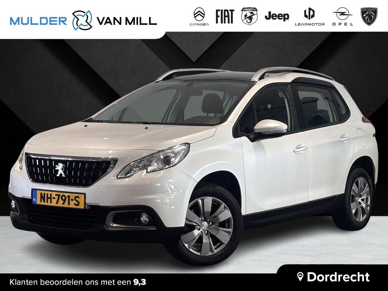Peugeot 2008 - Blue Lion 1.2 Turbo 110pk | PANODAK | CLIMA | NAVI | APPLE CARPLAY / ANDROID AUTO | PARKEE - AutoWereld.nl
