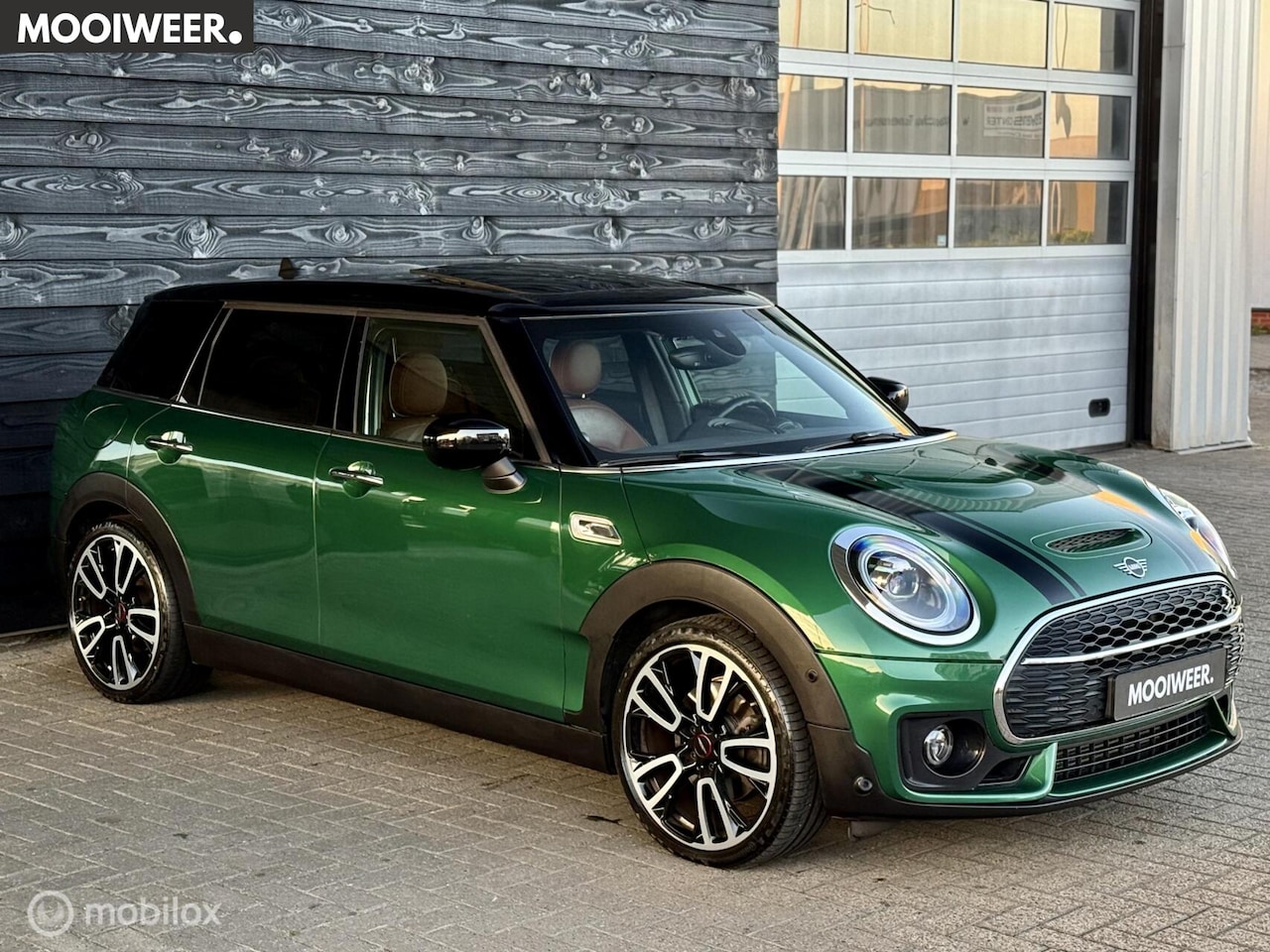 MINI Clubman - 2.0 Cooper S Chili | Pano | JCW Pakket | DAB - AutoWereld.nl
