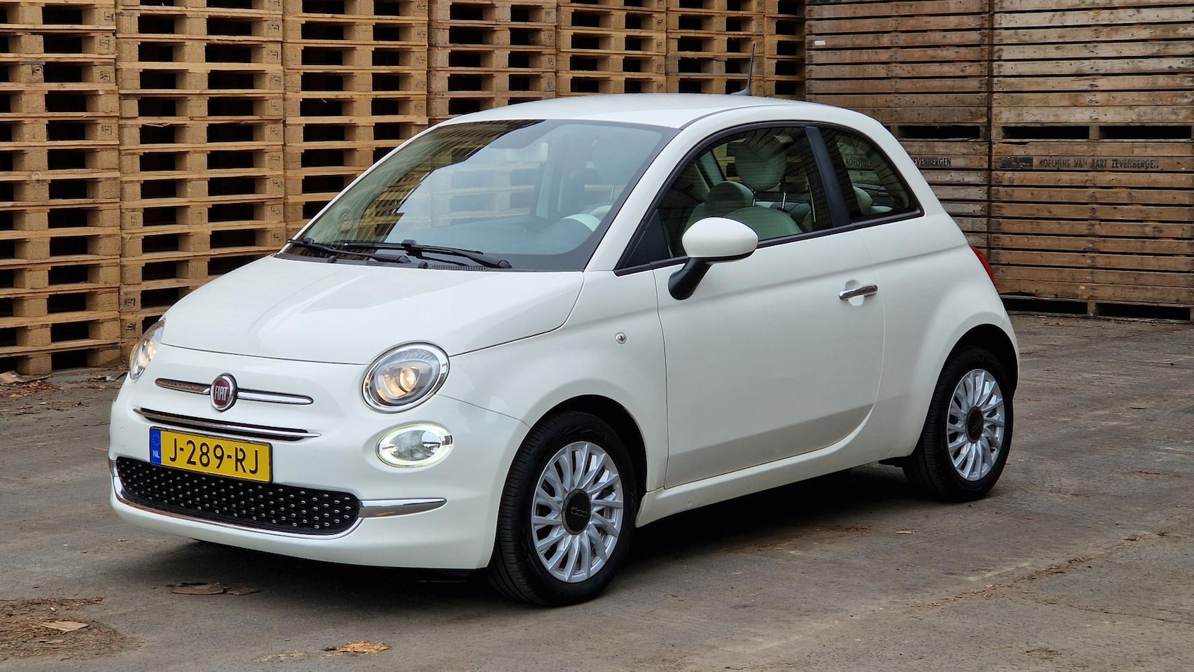 Fiat 500 - 1.0 Hybrid Lounge Prijs rijklaar, dealer onderhouden. - AutoWereld.nl