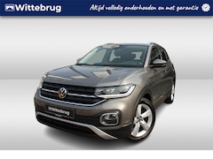 Volkswagen T-Cross - 1.5 TSI 150pk Style DSG Automaat / Navigatie / LM 17 inch / Parkeersensoren / LED / Verwar