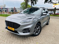 Ford Kuga - 2.5 PHEV ST-Line PHEV Pano Aut Trekhaak Virtueel