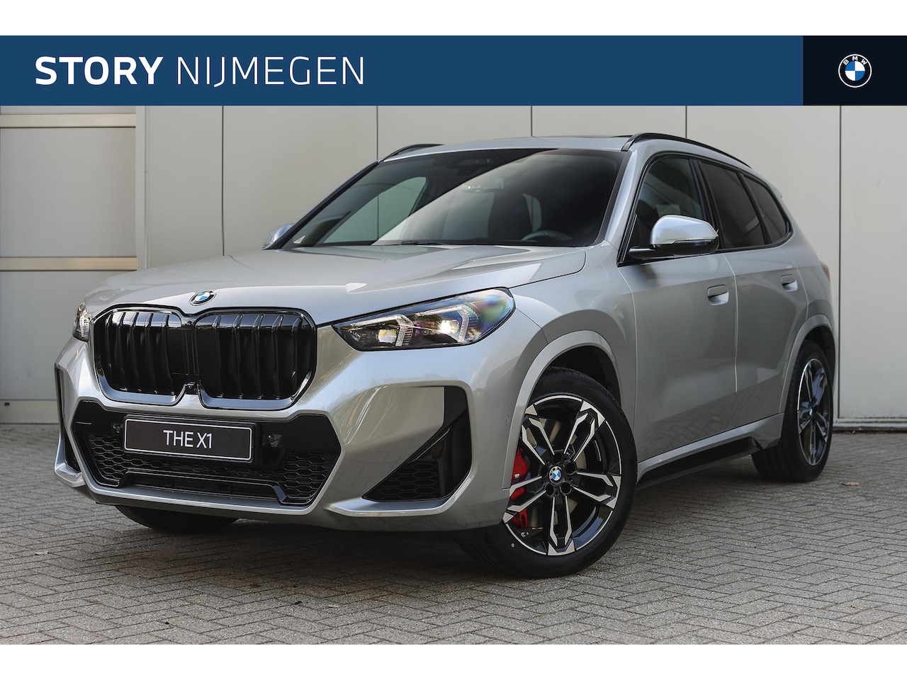 BMW X1 - xDrive23i High Executive M Sport Automaat / Panoramadak / Trekhaak / Sportstoelen / Stoelv - AutoWereld.nl