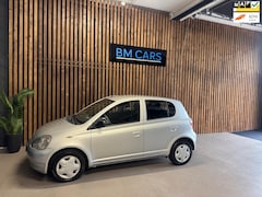 Toyota Yaris - 1.3-16V VVT-i Sol AUTOMAAT, Airco