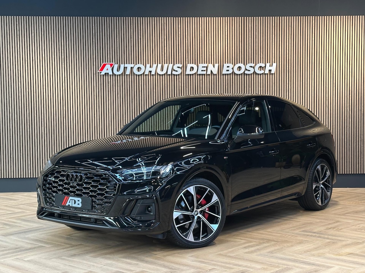 Audi Q5 Sportback - 55 TFSI e Quattro 367PK S Line - Lucht - AutoWereld.nl