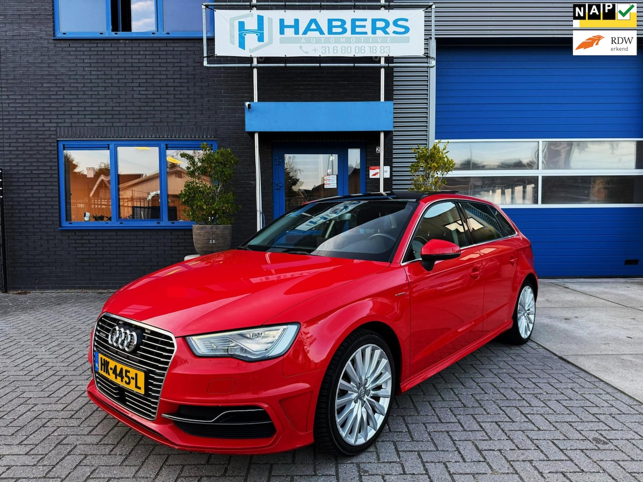 Audi A3 Sportback - 1.4 e-tron PHEV Pro Line plus 150PK|Origineel NL|Navi|Kantel/Schuifdak|LED|AUT|Lane Assist - AutoWereld.nl