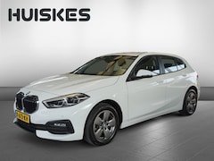 BMW 1-serie - 118i Executive Edition Automaat | Navi | Cruise | Apple Carplay