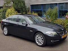 BMW 5-serie - 523i Aut Leder Dak Navi Trekhaak 18"Vlg