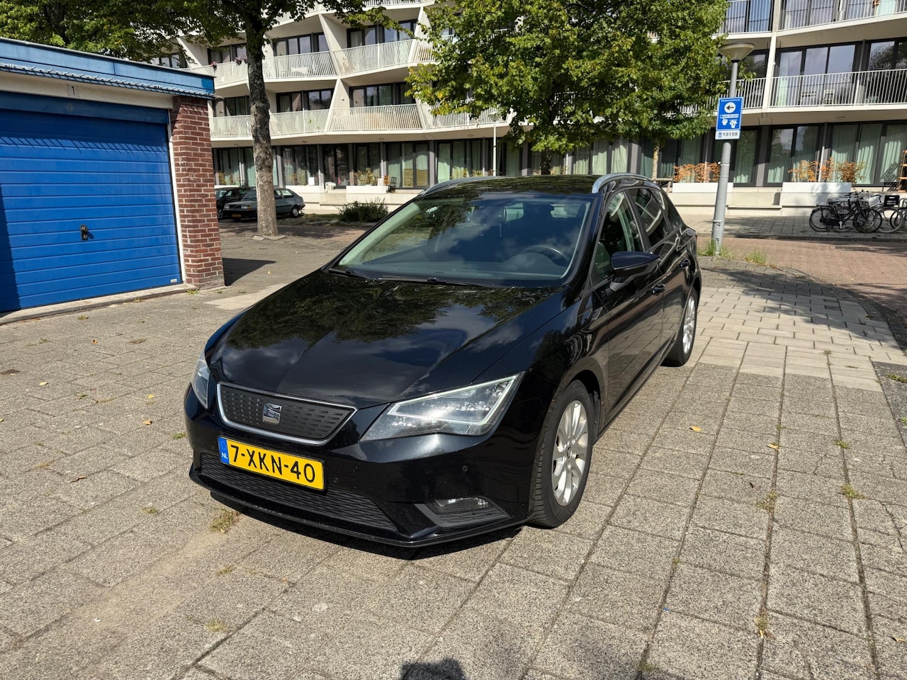 SEAT Leon ST - 1.6 TDI Style Business Ecomotive NW APK Cruise - AutoWereld.nl