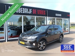 Toyota RAV4 - 2.0 Automaat 4WD Leder/Camera/Trekhaak/NAP/Keyless