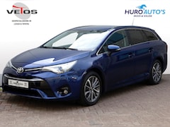 Toyota Avensis Touring Sports - 1.8 VVT-i Dynamic | Stoelverwarming | Navigatie | Camera