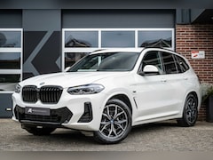 BMW X3 - 30e xDrive M Sport | Shadow | HIFI | Trekhaak | Camera | 19 Inch |