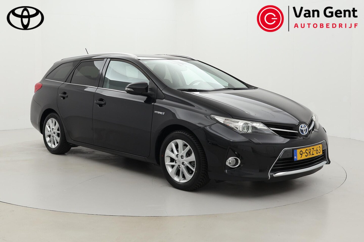 Toyota Auris Touring Sports - 1.8 Hybrid Lease+ | Panoramadak | Trekhaak | Navigatie | Keyless | Stoelverwarming | Cruis - AutoWereld.nl