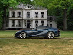Ferrari 812 Superfast - | Atelier Car | Blu Swaters | Veel alcantara | Lift | JBL | Carbon Driver Zone | Briljante