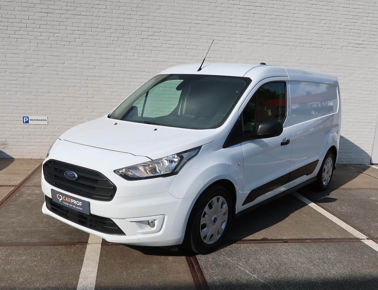 Ford Transit Connect - L2 1.5 TDCi 120pk I Cruise Control I Navigatie I PDC I Camera I Trekhaak I Betimmering inc - AutoWereld.nl