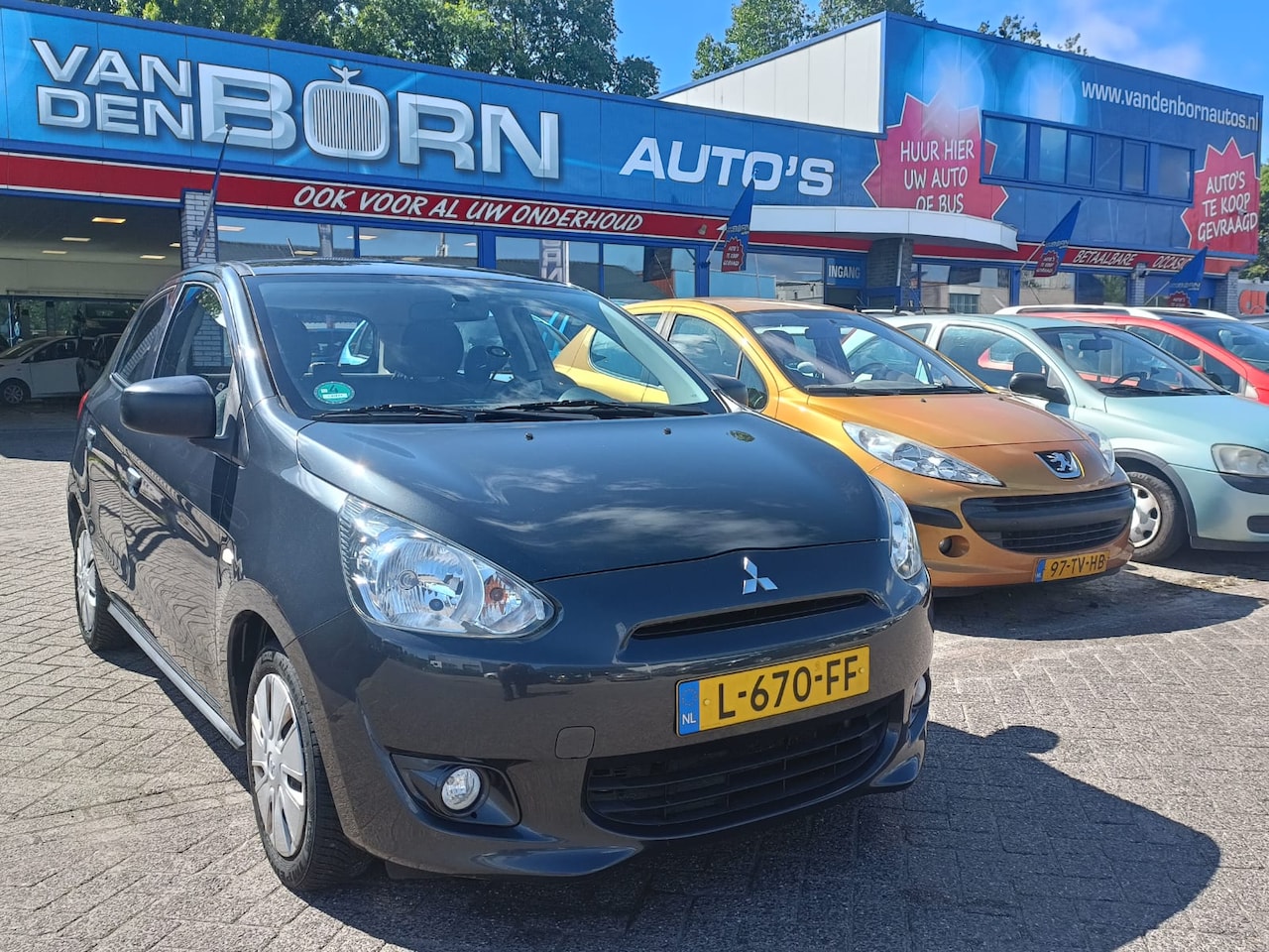 Mitsubishi Space Star - 1.0 Entry Airco 5 deurs 3 mnd Garantie - AutoWereld.nl
