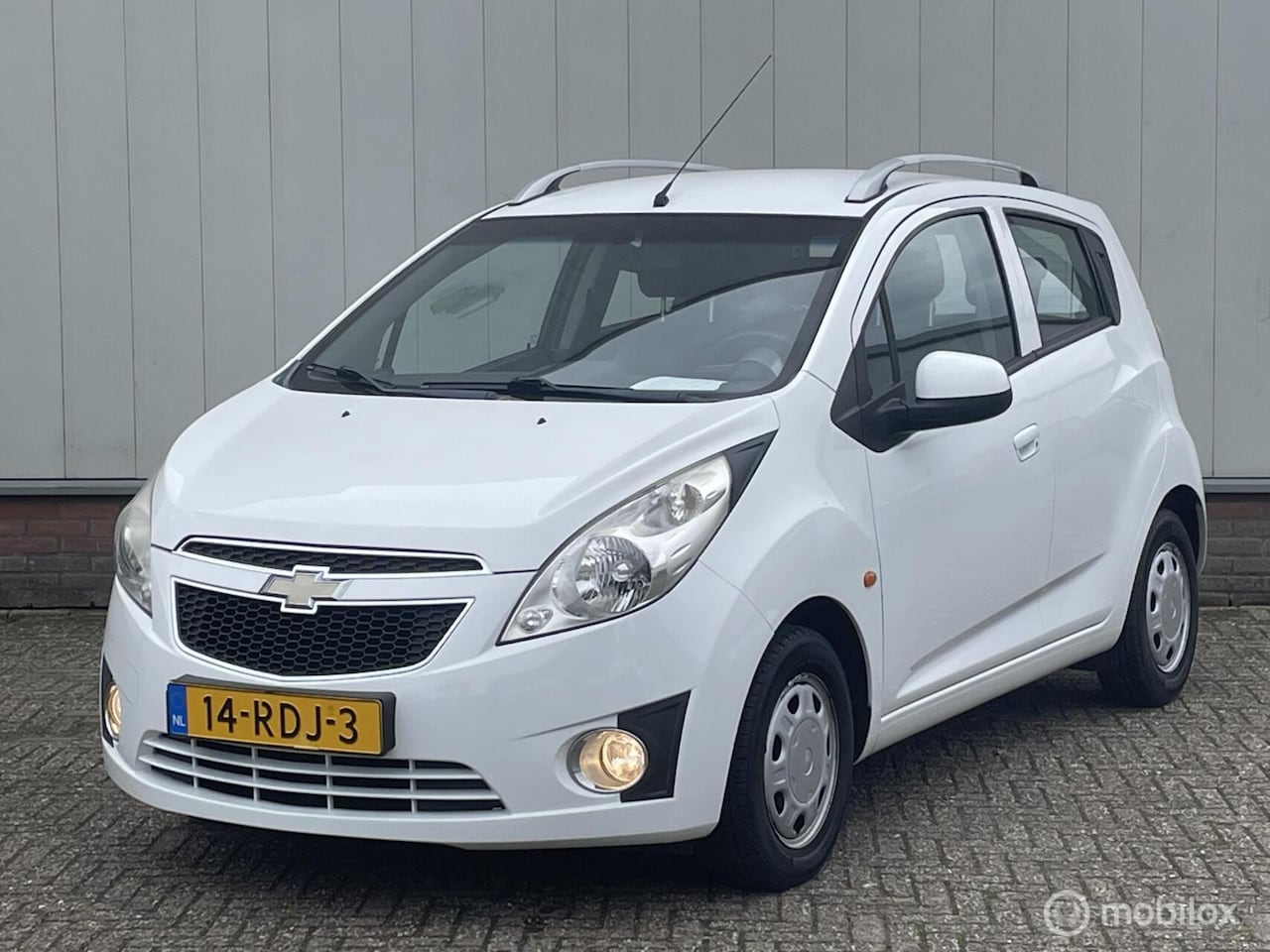 Chevrolet Spark - 1.0 16V LS 1.0 16V LS - AutoWereld.nl