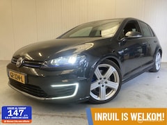 Volkswagen Golf - 1.4 TSI GTE // pano // vol optie //