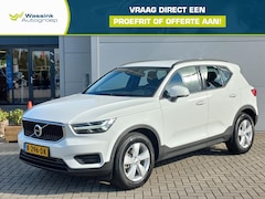 Volvo XC40 - T2 129pk Momentum Core | Climate control | Navigatie | Trekhaak (1600kg) | Camera | Apple