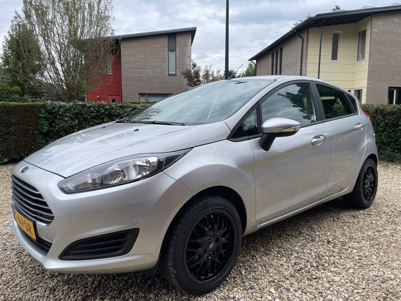 Ford Fiesta - 1.25 1.25 - AutoWereld.nl