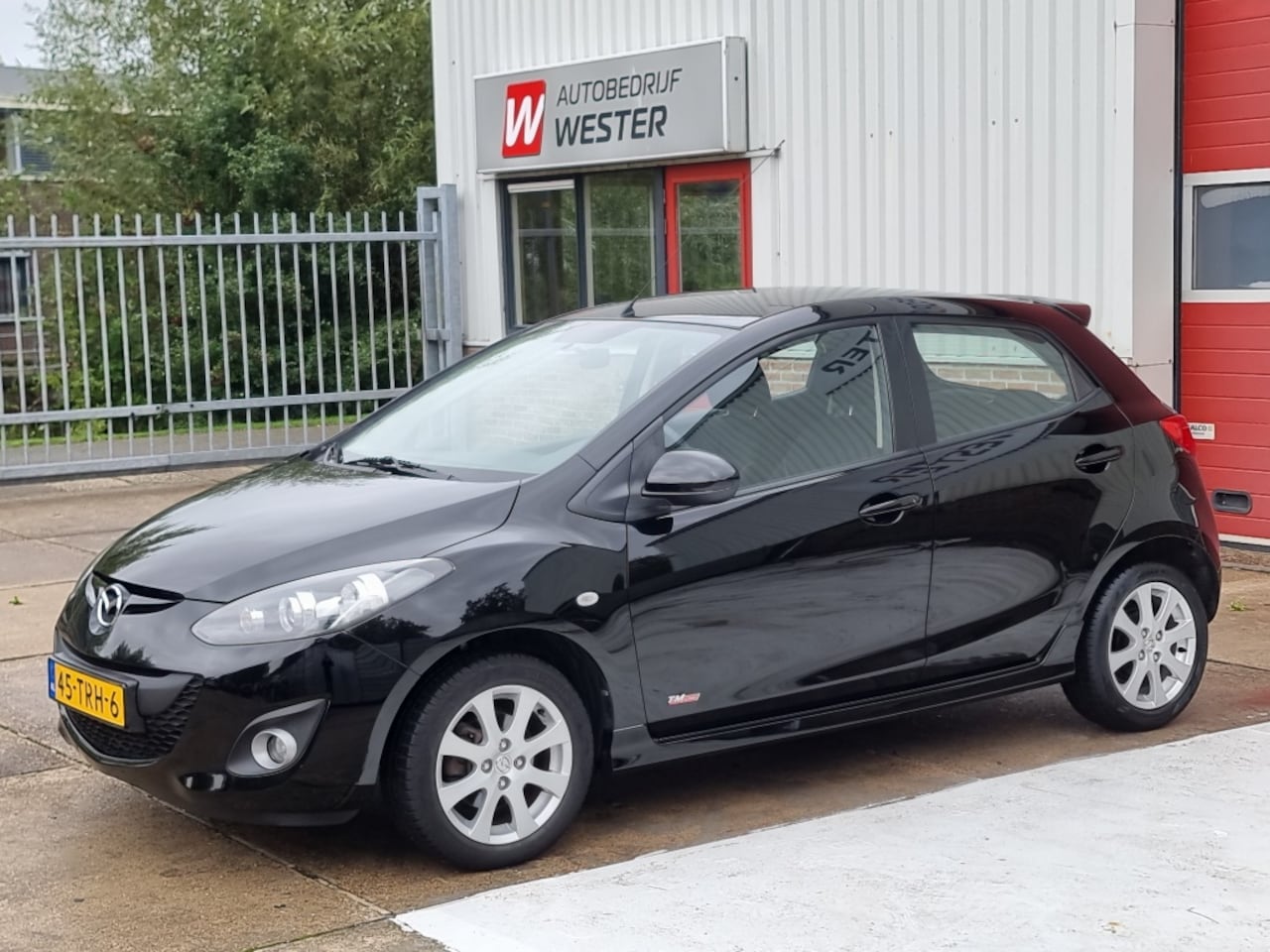 Mazda 2 - 1.3 BIFUEL GT-M Line 1.3 BIFUEL GT-M Line - AutoWereld.nl