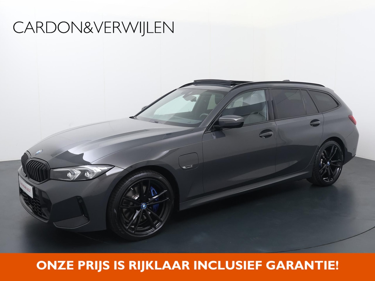 BMW 3-serie Touring - 330e | SoH 93% | Trekhaak, el. wegkl. | Panoramadak | Harman Kardon | 19" M-Sportwielen - AutoWereld.nl