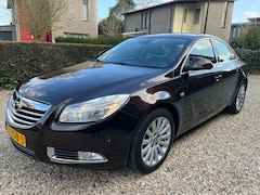 Opel Insignia - 1.6 Turbo Edition Sedan
