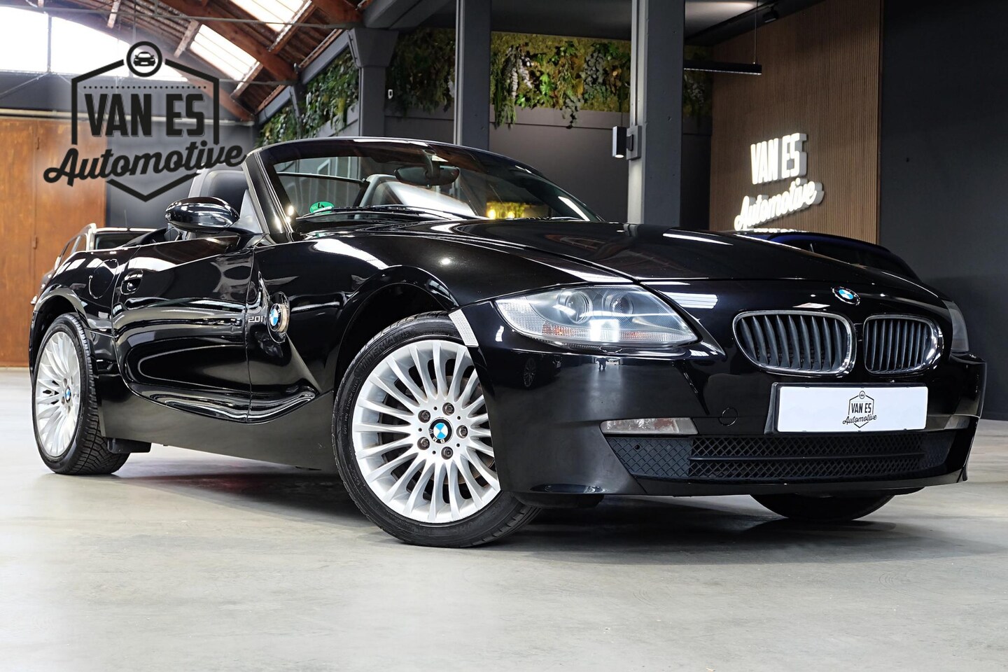 BMW Z4 Roadster - 2.0i Executive / Xenon / Navi / Windscherm / 17" - AutoWereld.nl