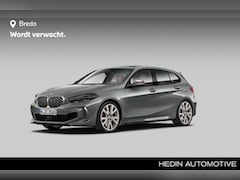 BMW 1-serie - M135i xDrive High Executive | M-sport Shadow Line | Harman Kardon | Stuur-/ Stoelverwarmin