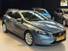 Volvo V40 - 1.6 T4 Summum |CAMERA|CRUISE|LEER|NAVISTOELVERWARMING