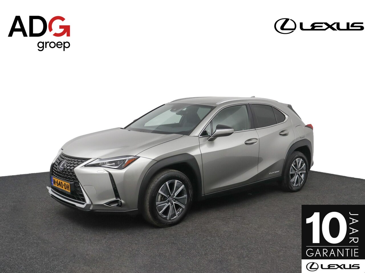 Lexus UX - 300e Business 54 kWh | 1e eigenaar! | Apple Carplay & Android Auto | Privacy Glass - AutoWereld.nl