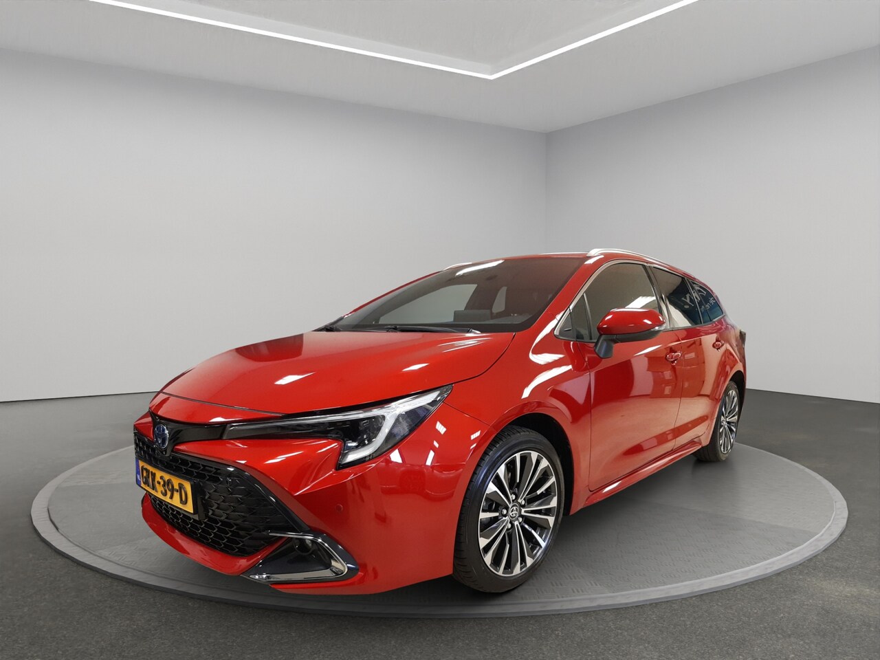 Toyota Corolla Touring Sports - 1.8 Hybrid First Edition Adaptive Cruise | Navigatie - AutoWereld.nl