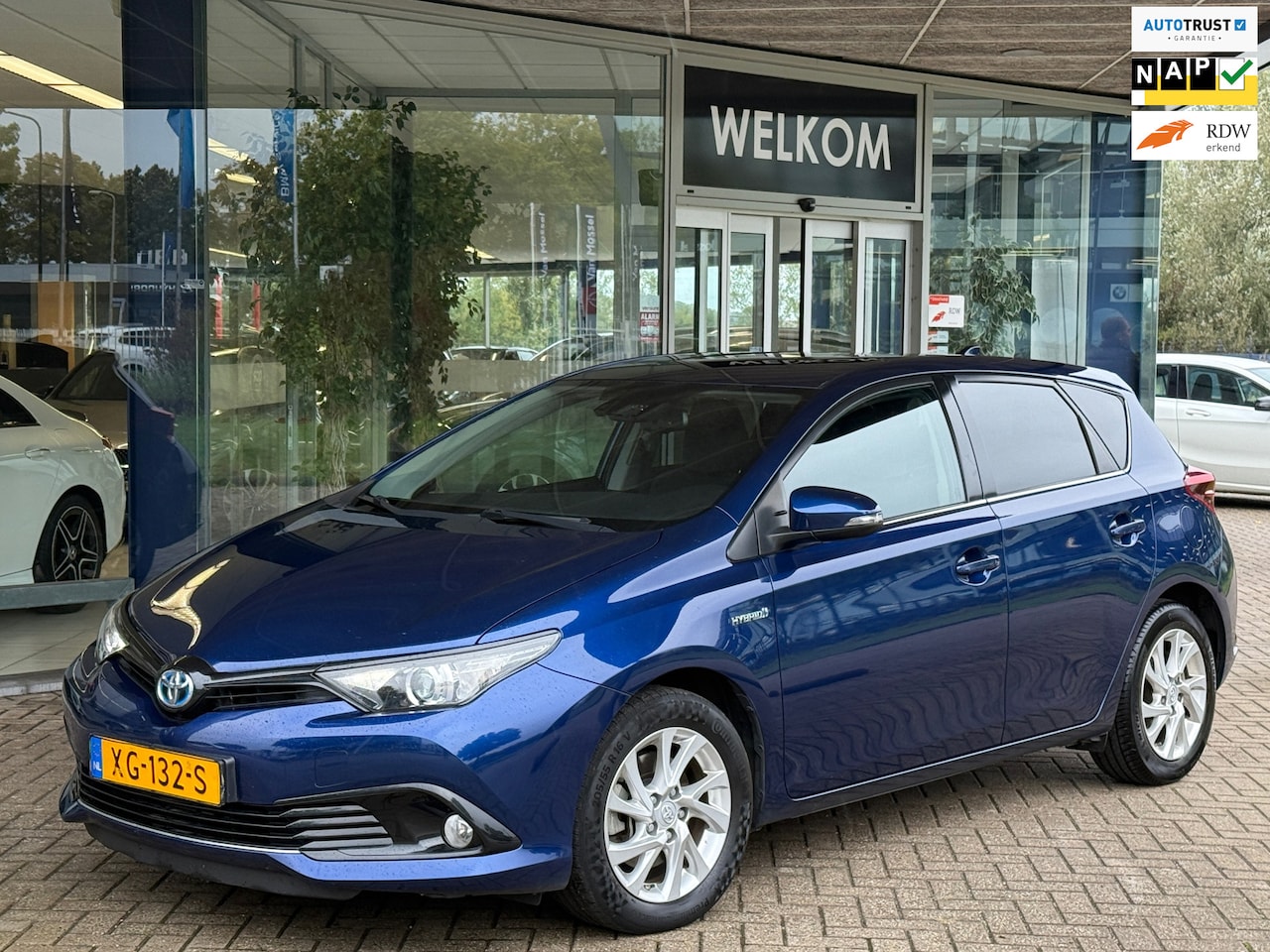 Toyota Auris - 1.8 Hybrid Energy Plus Navi|Camera|Dealer onderhouden - AutoWereld.nl