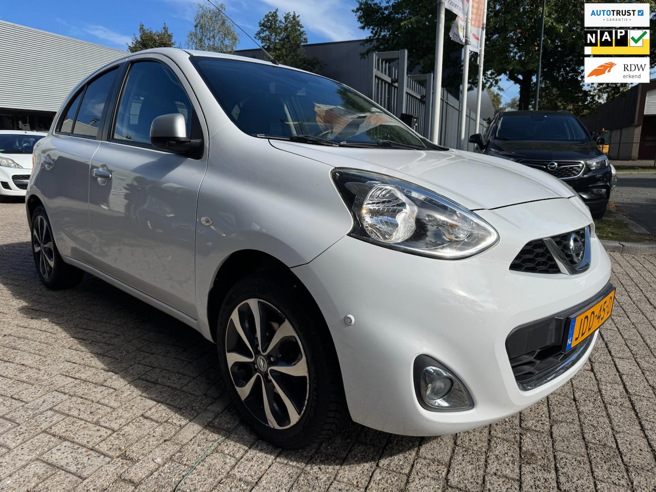Nissan Micra - 1.2 Connect Edition N-TEC 1.2 Connect Edition N-TEC - AutoWereld.nl