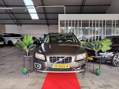 Volvo XC70 - 2.4 D5 4X4 AUT NAVI XENON 2008
