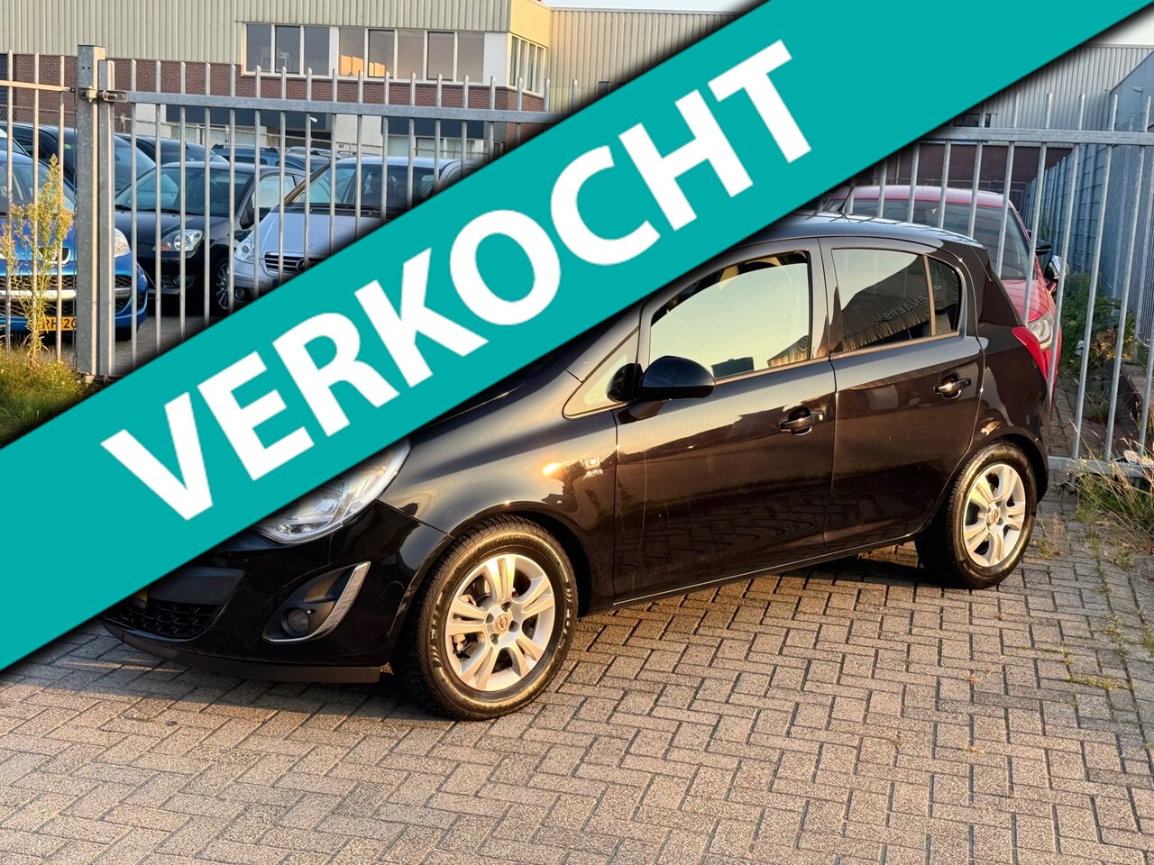 Opel Corsa - 1.2-16V Selection 5 deurs! Airco l Elek pakket l MTF-stuur l LMV! TOPSTAAT l GOED ONDERHOU - AutoWereld.nl