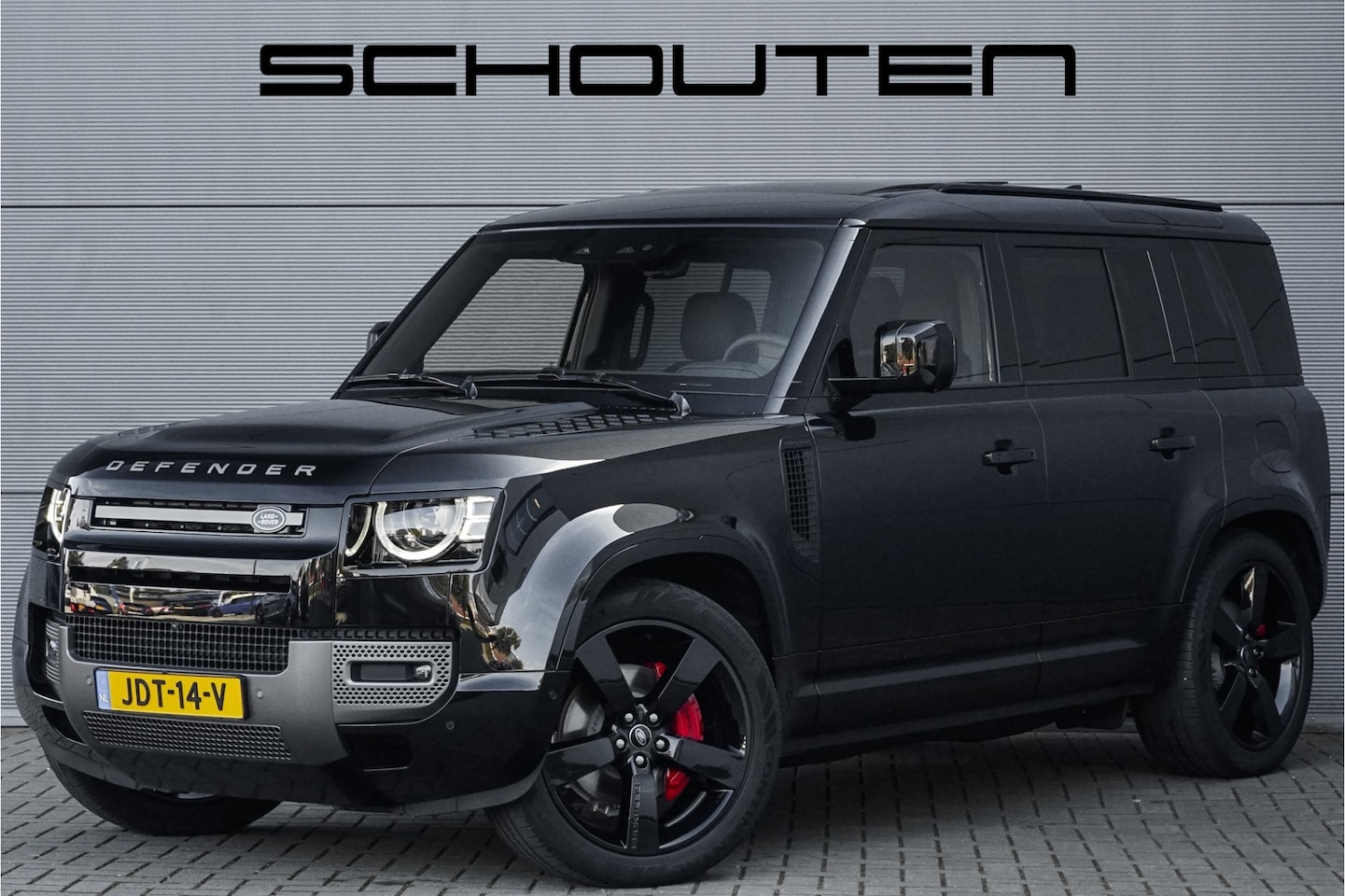 Land Rover Defender 110 - 2.0 P300e 110 X-Dynamic SE Pano ACC 360° Memory 22" Stoelverw - AutoWereld.nl