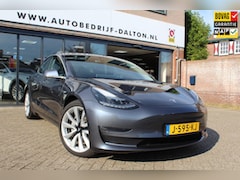 Tesla Model 3 - Long Range AWD 75 kWh TREKHAAK / 19 "LMV / SOH 93, 7 % / 1e EIG / AUTOPILOT/ LEER / PANODA