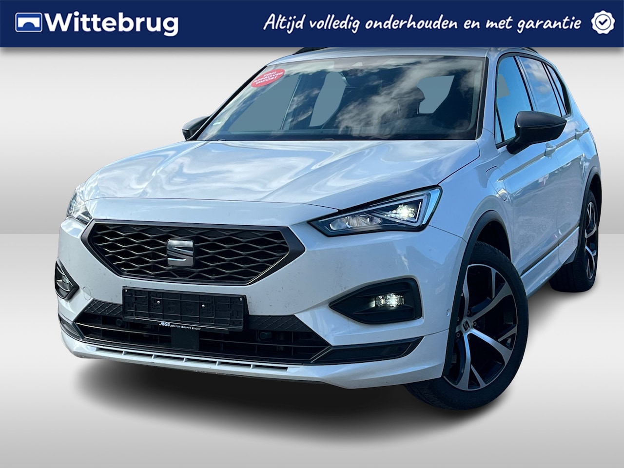 SEAT Tarraco - 1.4 TSI e-Hybrid PHEV FR Business Intense / Zwenkbare trekhaak / achteruitrij camera / 19' - AutoWereld.nl