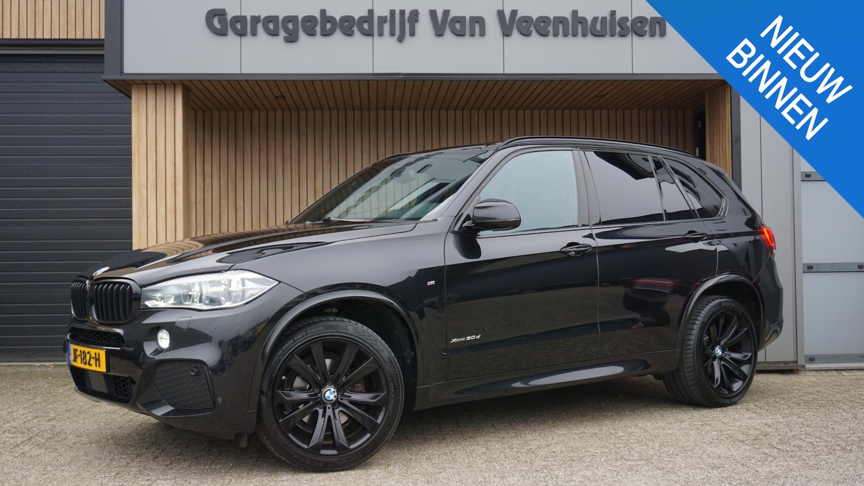 BMW X5 - xDrive30d 258pk M-Sport Pano.Dak Luchtvering Trekhaak 20inch LM 360-Camera LED *Complete X - AutoWereld.nl